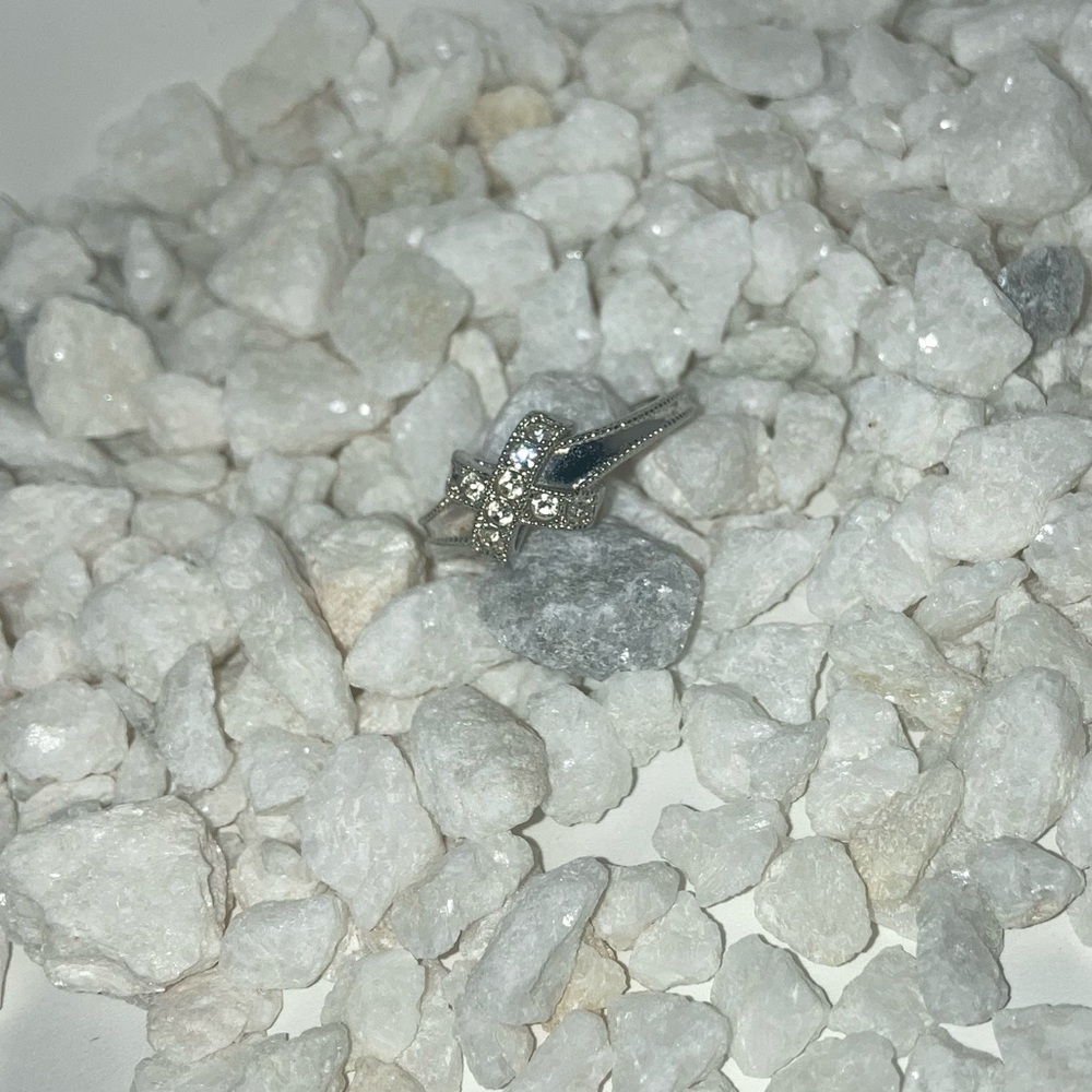 X out diamond ring